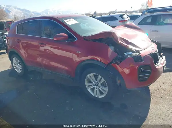 KNDPMCAC9J7454883 2018 KIA SPORTAGE - Image 1