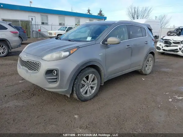 KNDPMCAC9K7501752 2019 KIA SPORTAGE - Image 2