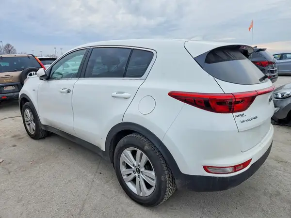 KNDPMCAC9K7513142 2019 KIA SPORTAGE - Image 2