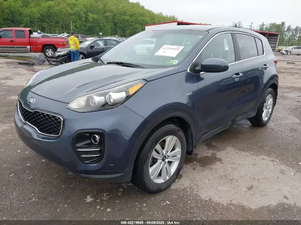 KNDPMCAC9K7513612 2019 KIA SPORTAGE - Image 2