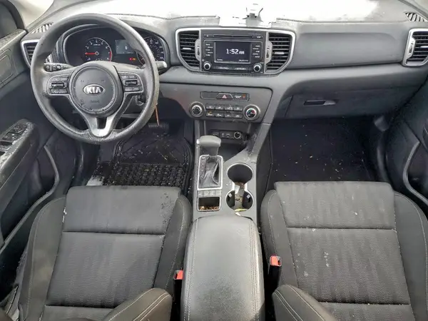 KNDPMCAC9K7523699 2019 KIA SPORTAGE - Image 8