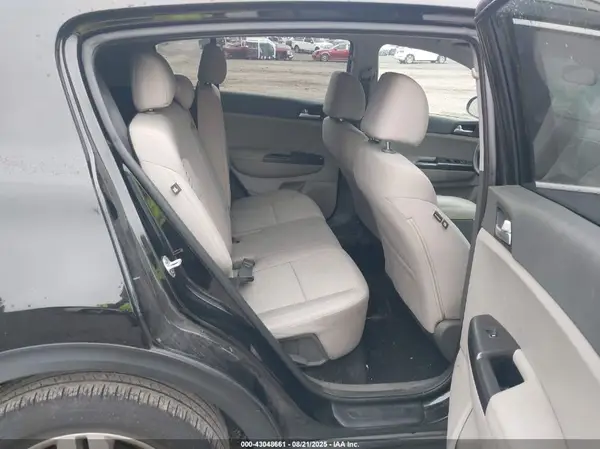 KNDPMCAC9K7526201 2019 KIA SPORTAGE - Image 8