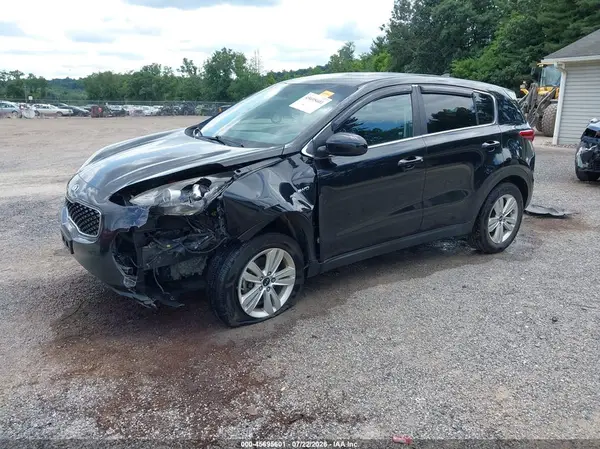 KNDPMCAC9K7530958 2019 KIA SPORTAGE - Image 2