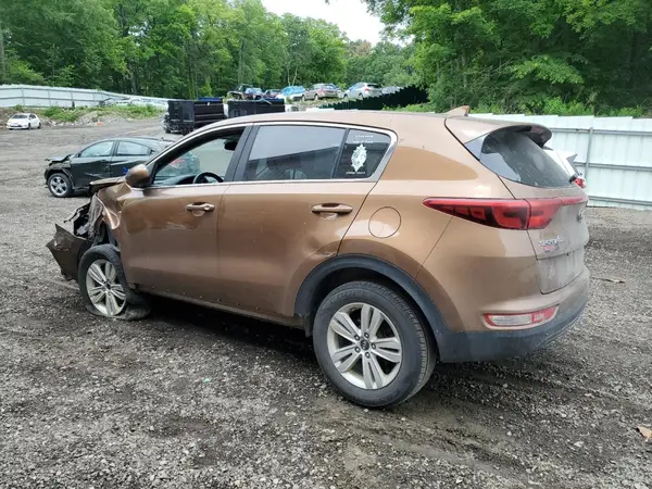 KNDPMCAC9K7541605 2019 KIA SPORTAGE - Image 2