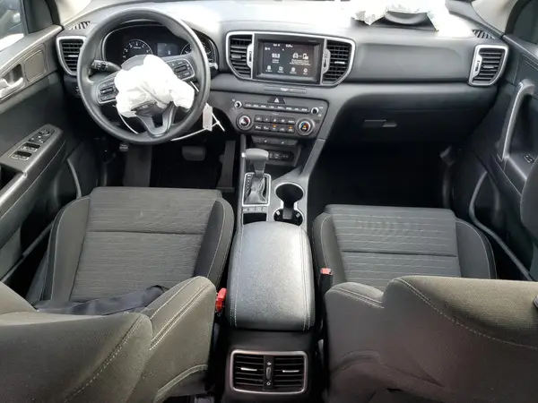 KNDPMCAC9K7556783 2019 KIA SPORTAGE - Image 8