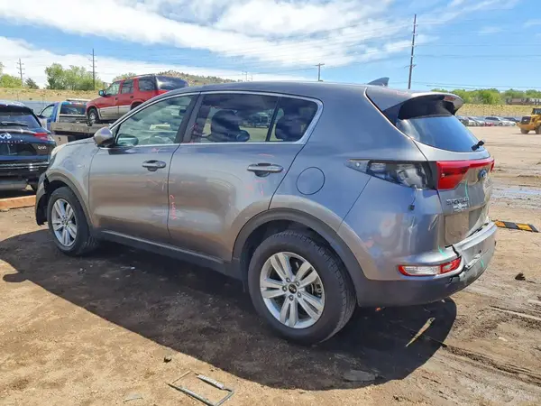 KNDPMCAC9K7558145 2019 KIA SPORTAGE - Image 2