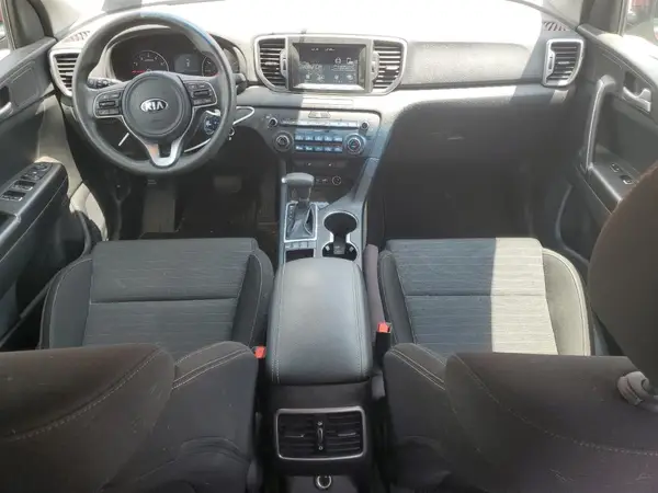 KNDPMCAC9K7558680 2019 KIA SPORTAGE - Image 8
