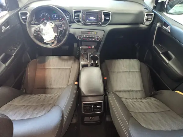 KNDPMCAC9K7574782 2019 KIA SPORTAGE - Image 8