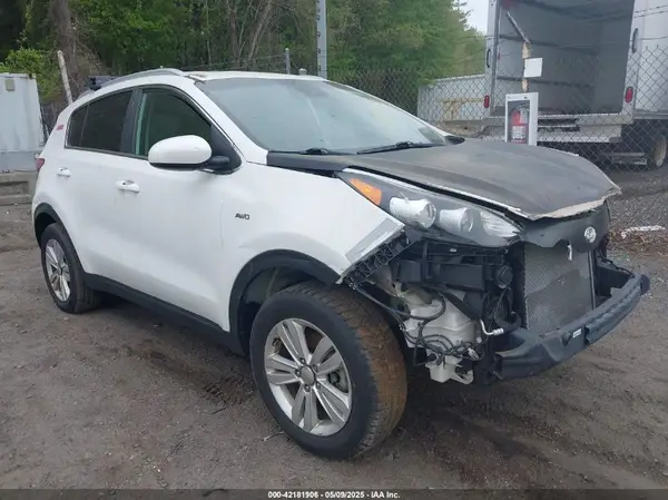 KNDPMCAC9K7590335 2019 KIA SPORTAGE - Image 1