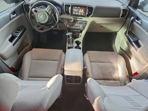 KNDPMCAC9K7596586 2019 KIA SPORTAGE - Image 8