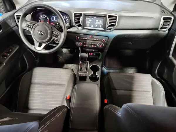 KNDPMCAC9K7603147 2019 KIA SPORTAGE - Image 8