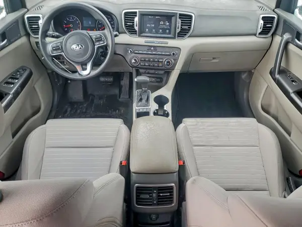 KNDPMCAC9K7612110 2019 KIA SPORTAGE - Image 8