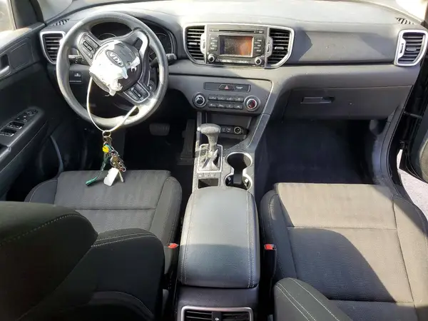 KNDPMCAC9K7626539 2019 KIA SPORTAGE - Image 8