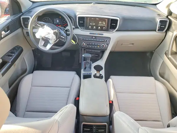 KNDPMCAC9L7644895 2020 KIA SPORTAGE - Image 8