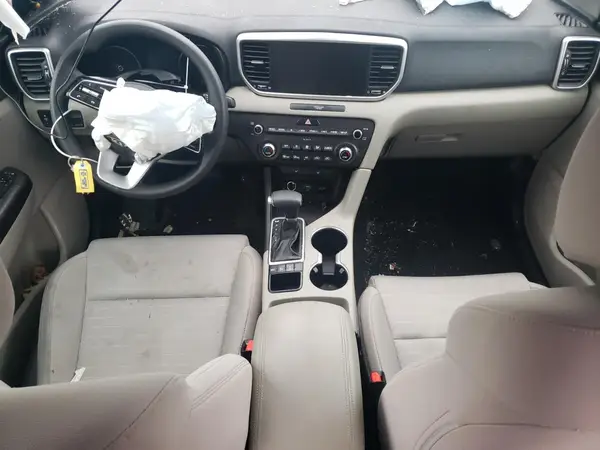KNDPMCAC9L7646100 2020 KIA SPORTAGE - Image 8