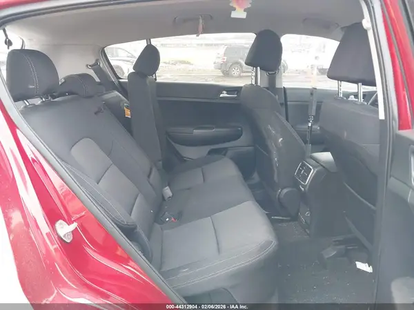 KNDPMCAC9L7732944 2020 KIA SPORTAGE - Image 8