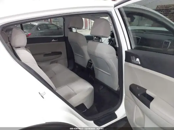 KNDPMCAC9L7734905 2020 KIA SPORTAGE - Image 8