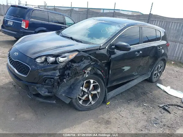 KNDPMCAC9L7749226 2020 KIA SPORTAGE - Image 2