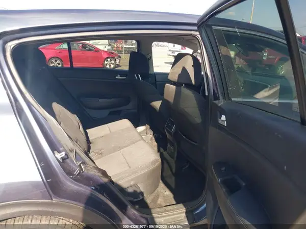 KNDPMCAC9L7763496 2020 KIA SPORTAGE - Image 8