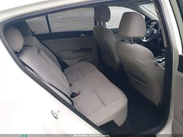 KNDPMCAC9L7765202 2020 KIA SPORTAGE - Image 8