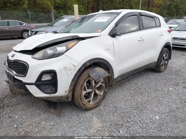 KNDPMCAC9L7765524 2020 KIA SPORTAGE - Image 2
