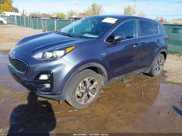 KNDPMCAC9L7769878 2020 KIA SPORTAGE - Image 2