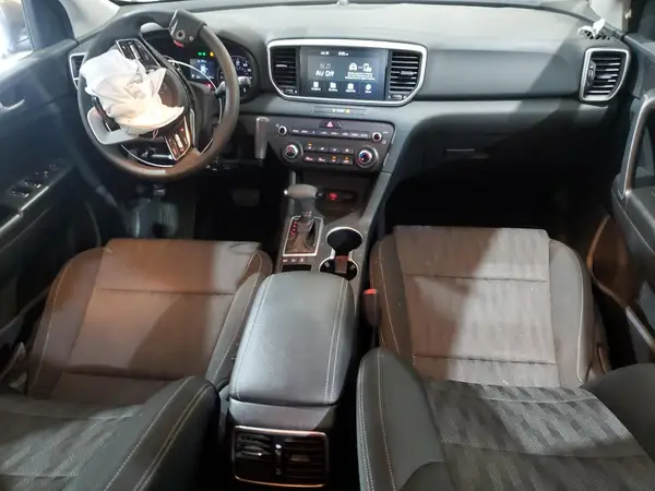 KNDPMCAC9L7782839 2020 KIA SPORTAGE - Image 8