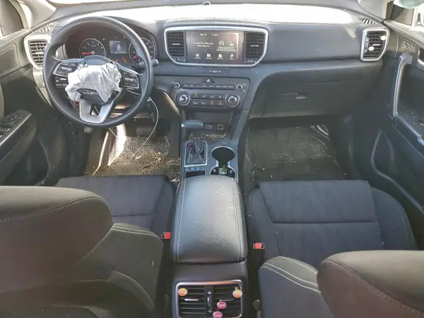 KNDPMCAC9L7788110 2020 KIA SPORTAGE - Image 8