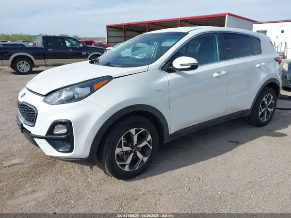 KNDPMCAC9L7836379 2020 KIA SPORTAGE - Image 2