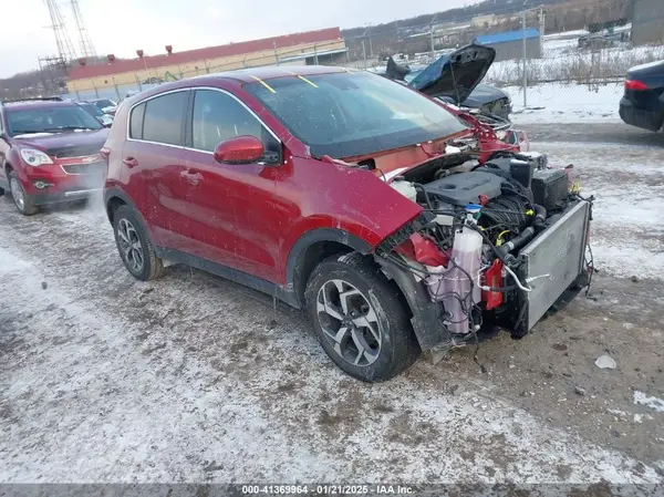 KNDPMCAC9M7847738 2021 KIA SPORTAGE - Image 1
