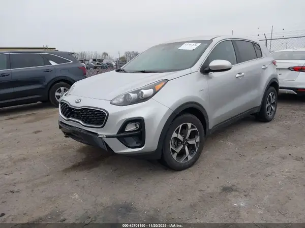 KNDPMCAC9M7867150 2021 KIA SPORTAGE - Image 2