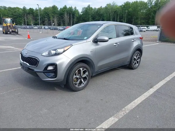 KNDPMCAC9M7875331 2021 KIA SPORTAGE - Image 2