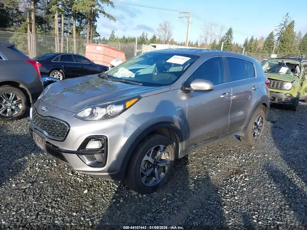 KNDPMCAC9M7897006 2021 KIA SPORTAGE - Image 2