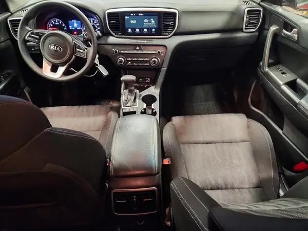 KNDPMCAC9M7901636 2021 KIA SPORTAGE - Image 8