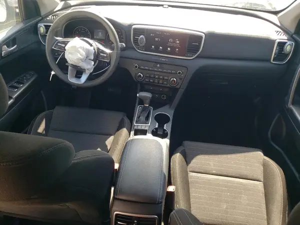 KNDPMCAC9M7905735 2021 KIA SPORTAGE - Image 8