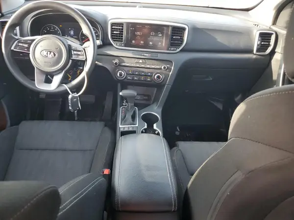 KNDPMCAC9M7913804 2021 KIA SPORTAGE - Image 8