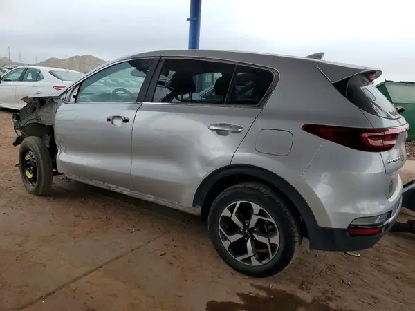 KNDPMCAC9M7915469 2021 KIA SPORTAGE - Image 2