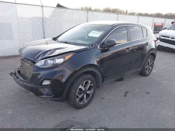 KNDPMCAC9M7918355 2021 KIA SPORTAGE - Image 2