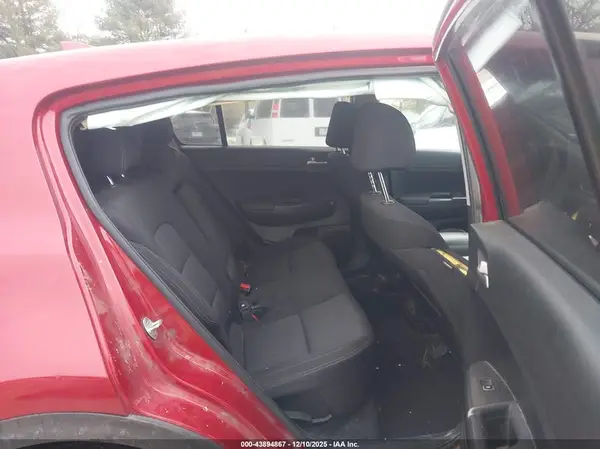 KNDPMCAC9M7944129 2021 KIA SPORTAGE - Image 8