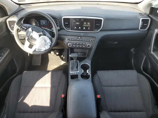 KNDPMCAC9M7945801 2021 KIA SPORTAGE - Image 8