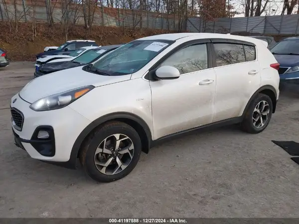 KNDPMCAC9N7008321 2022 KIA SPORTAGE - Image 2