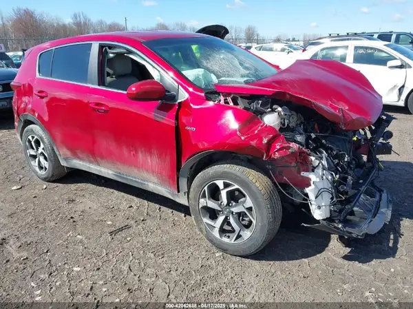 KNDPMCAC9N7010389 2022 KIA SPORTAGE - Image 1