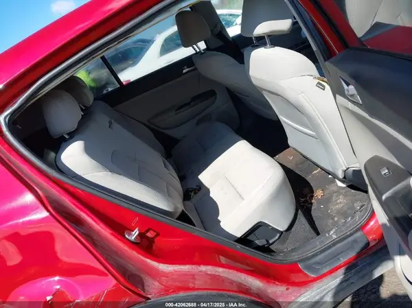 KNDPMCAC9N7010389 2022 KIA SPORTAGE - Image 8