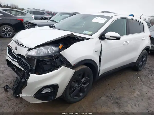 KNDPMCAC9N7016581 2022 KIA SPORTAGE - Image 2