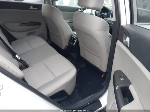 KNDPMCAC9N7016581 2022 KIA SPORTAGE - Image 8