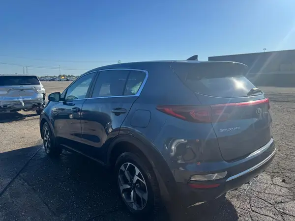 KNDPMCAC9N7018623 2022 KIA SPORTAGE - Image 2