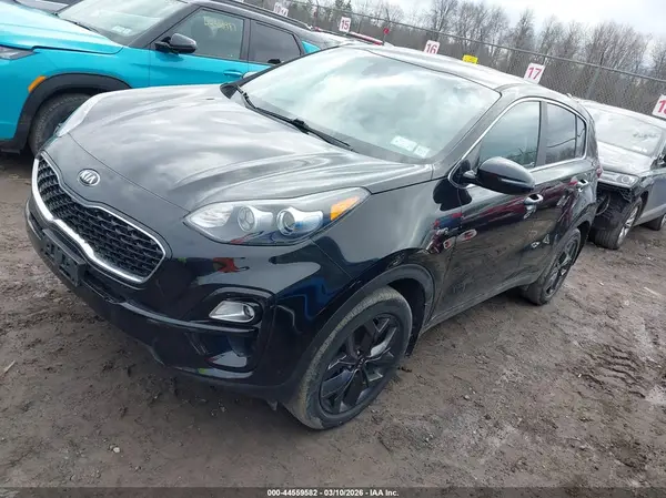 KNDPMCAC9N7026169 2022 KIA SPORTAGE - Image 2