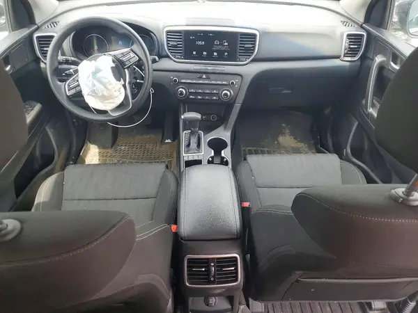 KNDPMCAC9N7954807 2022 KIA SPORTAGE - Image 8