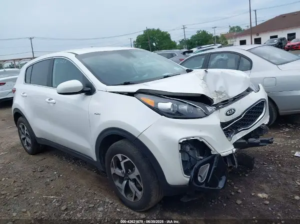 KNDPMCAC9N7964821 2022 KIA SPORTAGE - Image 1