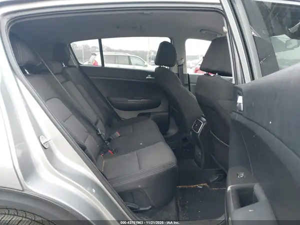 KNDPMCAC9N7980243 2022 KIA SPORTAGE - Image 8